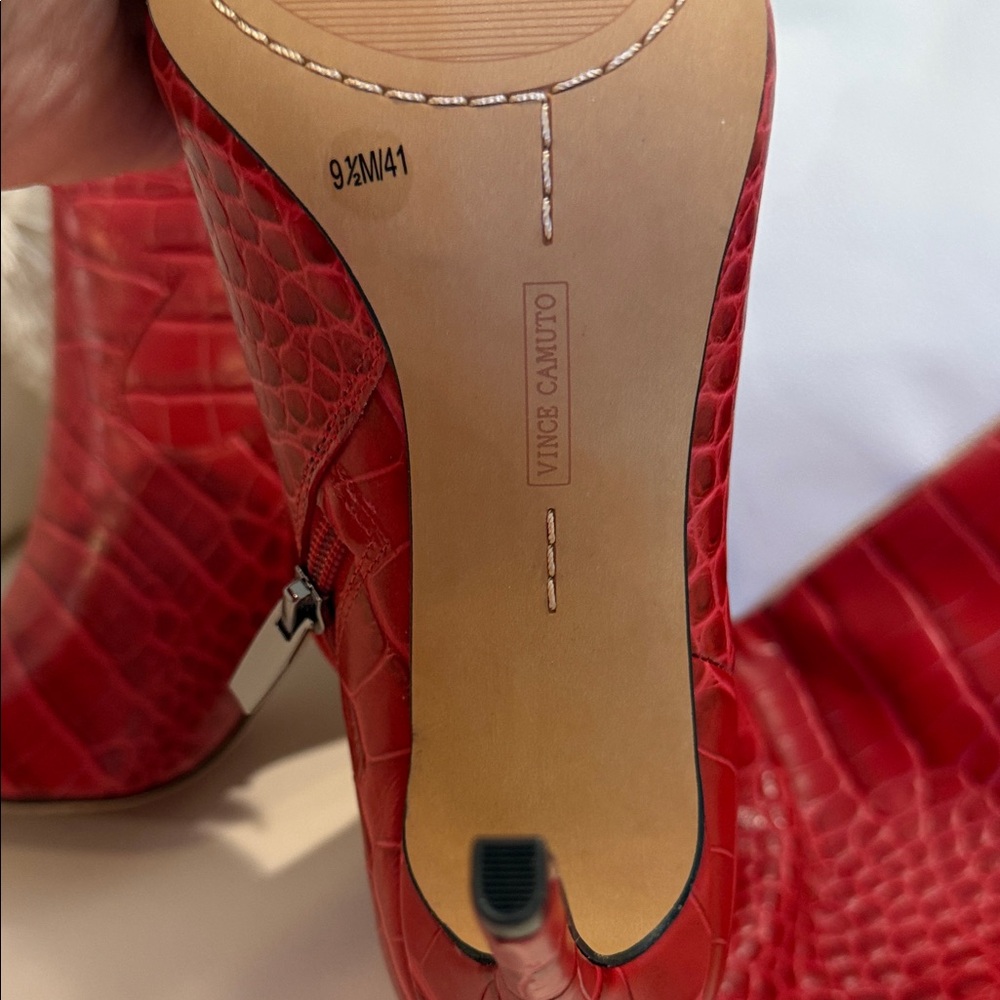 Vince Camuto Red Croc-Embossed Heeled Boots 9,5 - Picture 3 of 8